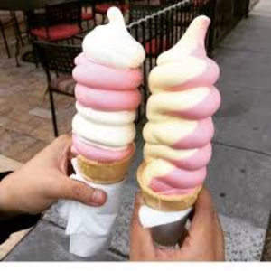 Softy (Vanilla/Strawberry)